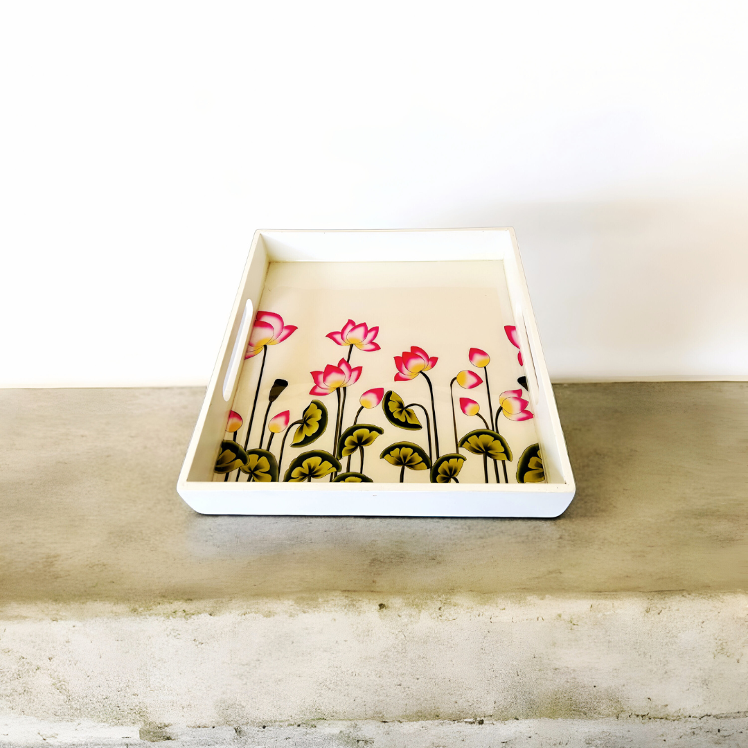 Premium White Painted Serving Tray- Tulip (10x10 inches)